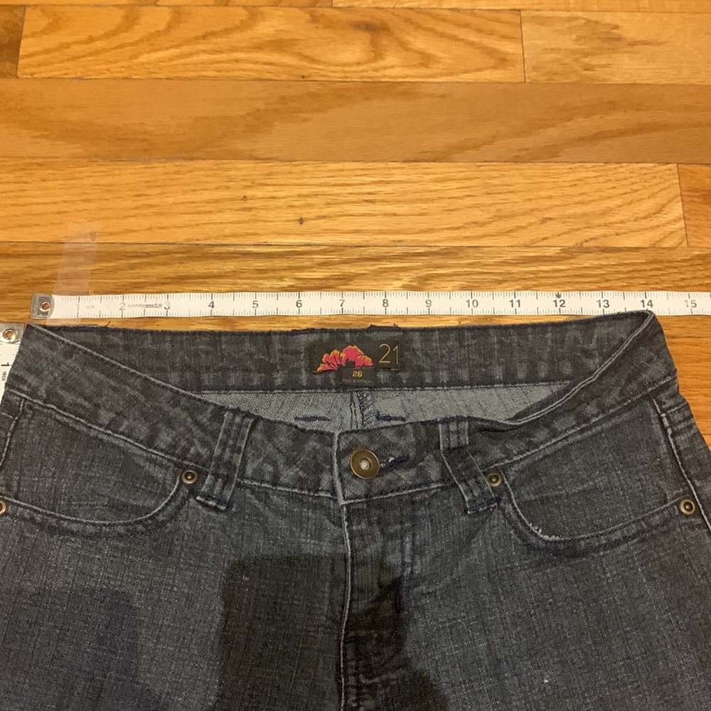 Softened, broken in, faded black bootcut denim - Picture 4 of 10